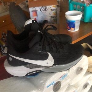Nike Trail Black and White Running Shoes